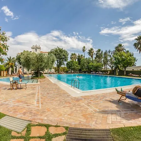 Hotel Irlanda Grand 4*